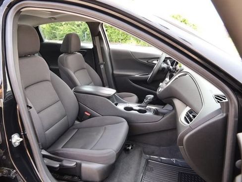 Used 2024 Chevrolet Malibu LT FWD image 28