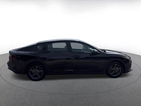 Used 2025 Kia K4 LXS image 14