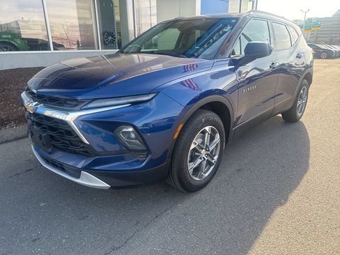 Used 2023 Chevrolet Blazer LT w/ Convenience Package AWD/4WD image 9