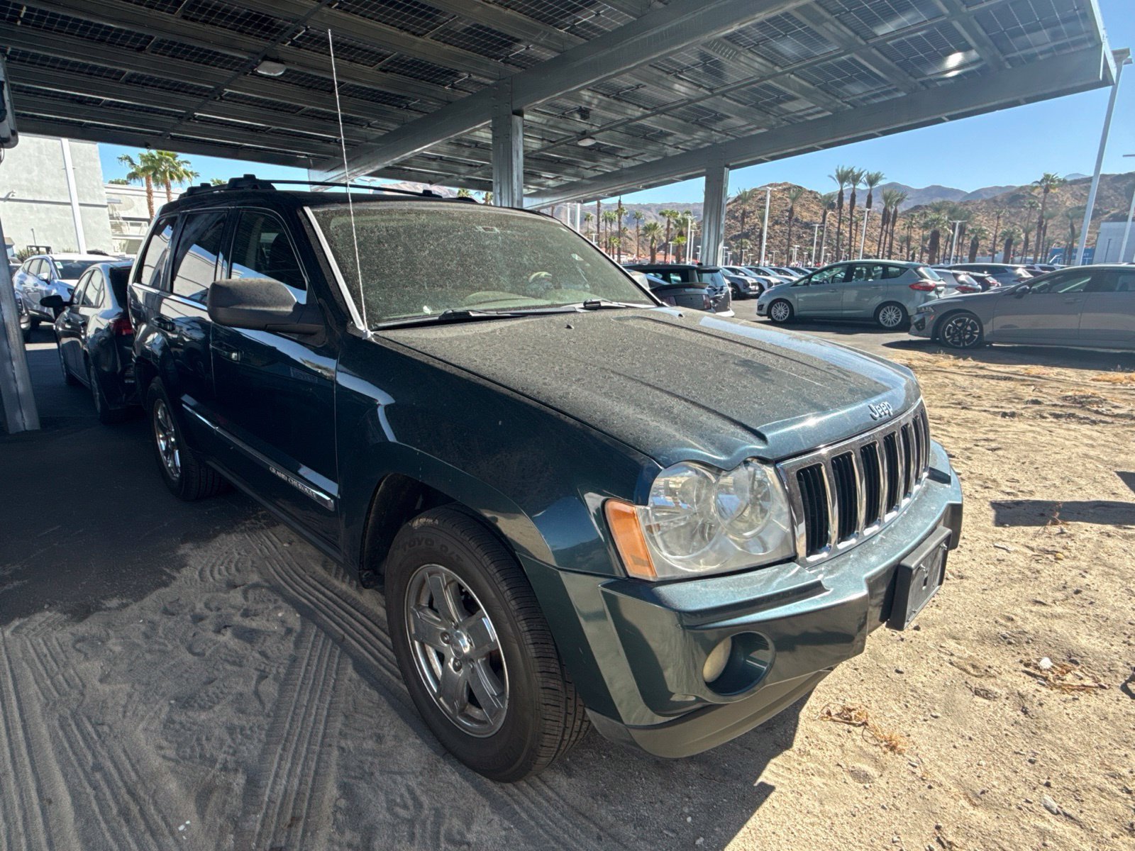 Used 2006 Jeep Grand Cherokee Limited AWD/4WD image 6