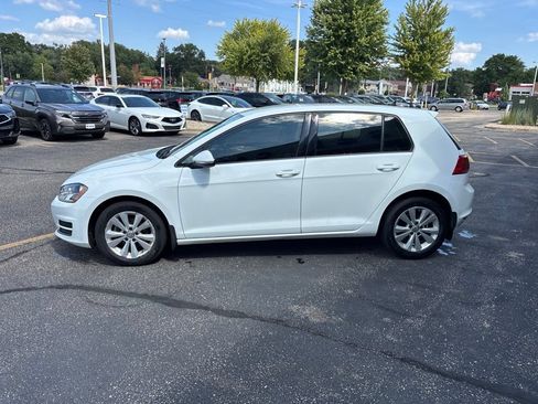 Used 2015 Volkswagen Golf TDI FWD image 5