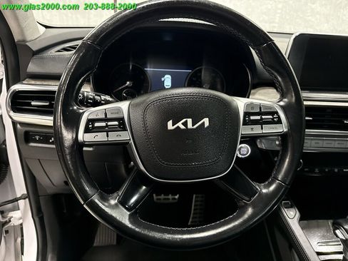 Used 2022 Kia Telluride SX w/ SX Prestige Package image 4