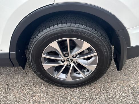 Used 2016 Toyota RAV4 XLE AWD/4WD image 41