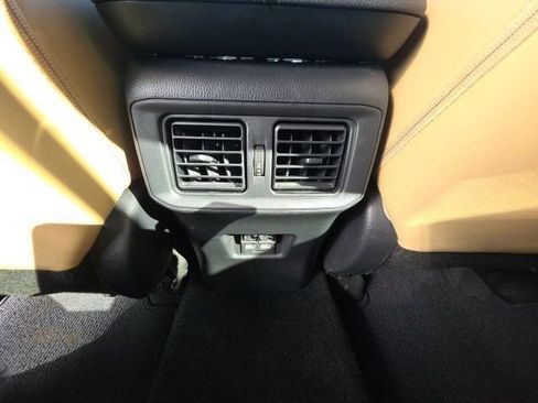 Used 2021 Toyota RAV4 XLE Premium image 24