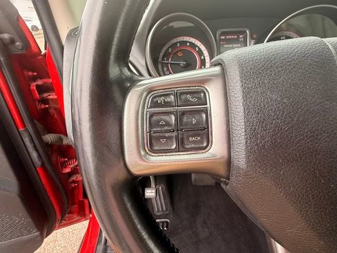 Used 2020 Dodge Journey Crossroad FWD image 16