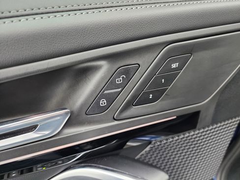 Used 2025 BMW X1 xDrive28i image 41