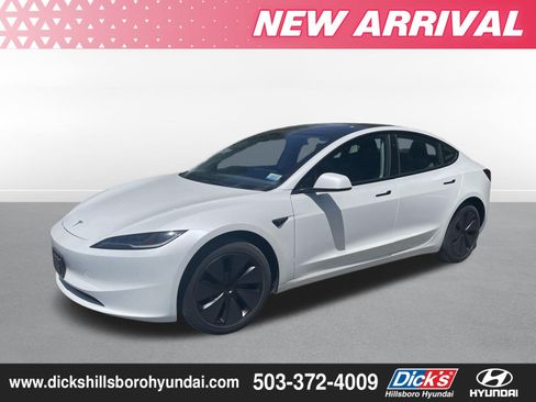Used 2025 Tesla Model 3 Long Range RWD image 1