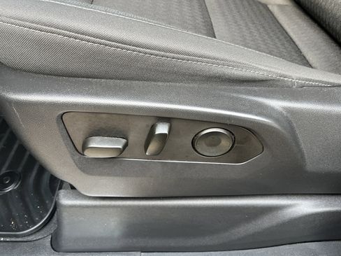 Used 2023 GMC Sierra 1500 Elevation image 25