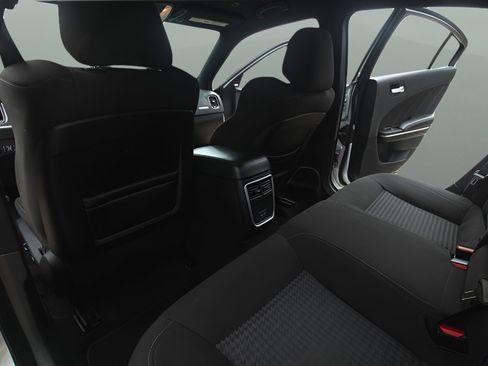 Used 2022 Dodge Charger R/T RWD image 21