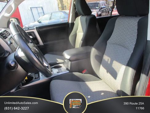 Used 2016 Toyota 4Runner SR5 AWD/4WD image 6