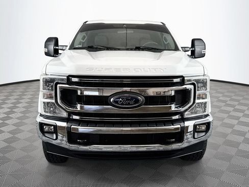 Used 2021 Ford F250 XLT w/ XLT Value Package AWD/4WD image 2