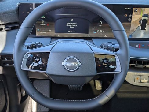 New 2026 Nissan Leaf Platinum+ FWD image 10