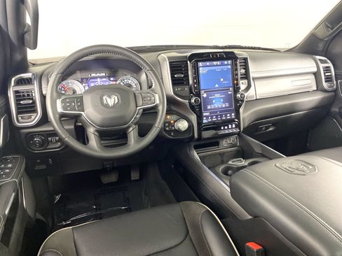 Used 2024 RAM 1500 Laramie AWD/4WD image 21