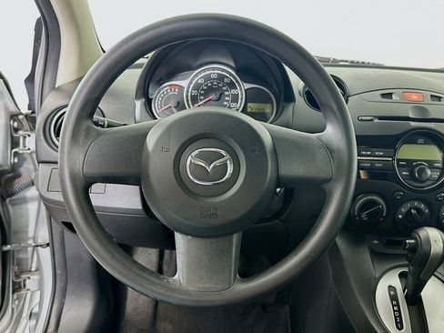Used 2012 MAZDA MAZDA2 Sport FWD image 17