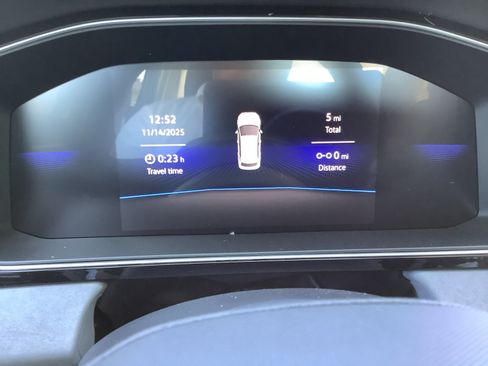 New 2026 Volkswagen Jetta SE FWD image 13
