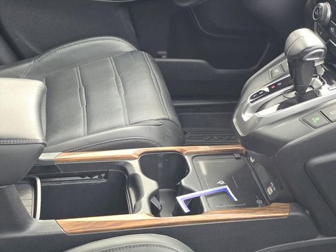 Used 2020 Honda CR-V Touring image 10