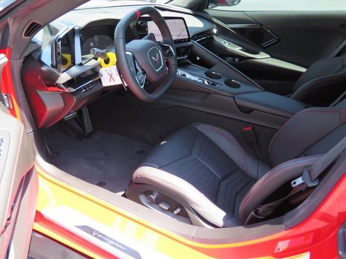 Used 2026 Chevrolet Corvette Stingray Preferred Conv w/ Z51 Performance Package RWD image 10