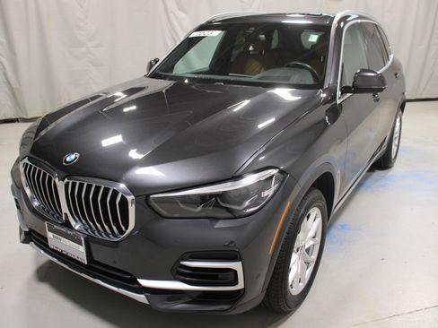 Used 2023 BMW X5 xDrive40i w/ Premium Package image 1