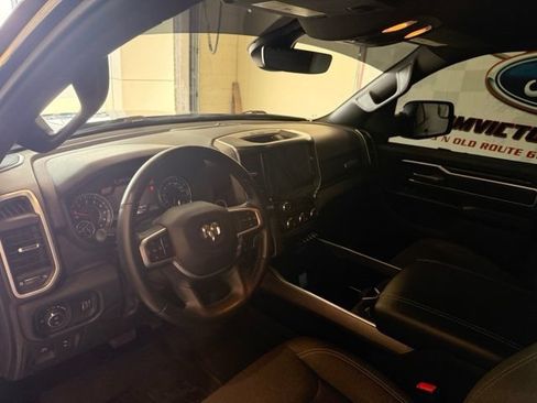 Used 2021 RAM 1500 Big Horn AWD/4WD image 11
