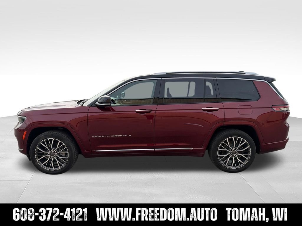 Used 2023 Jeep Grand Cherokee L Summit AWD/4WD image 2