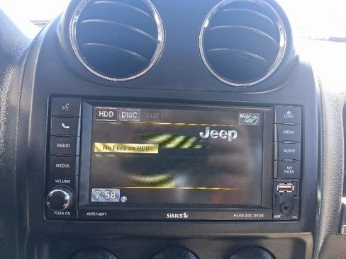 Used 2013 Jeep Patriot Limited w/ Sun/Sound Group FWD image 34