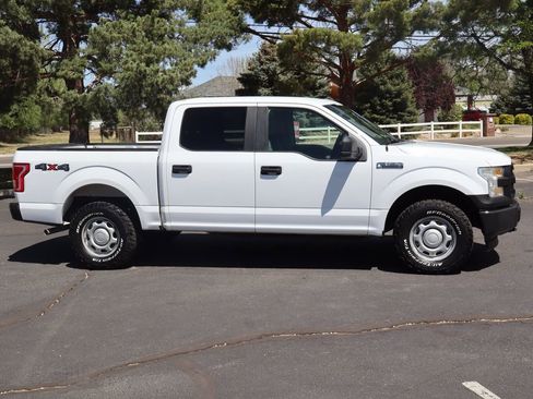 Used 2017 Ford F150 XL w/ XL Power Equipment Group AWD/4WD image 3