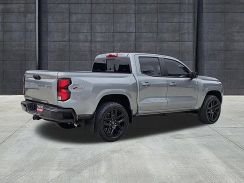Used 2024 Chevrolet Colorado Z71 w/ Z71 Convenience Package 2 AWD/4WD image 5