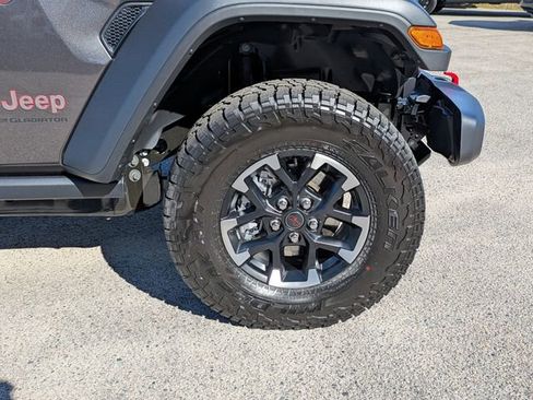 New 2026 Jeep Gladiator Rubicon AWD/4WD image 12
