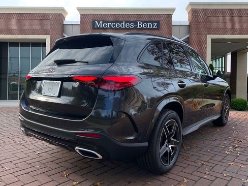 Used 2025 Mercedes-Benz GLC 300 image 5