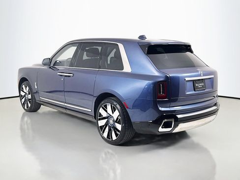 New 2026 Rolls-Royce Cullinan AWD/4WD image 6