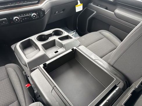 New 2026 GMC Sierra 3500 SLE w/ SLE Value Package image 27