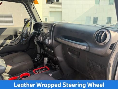 Used 2015 Jeep Wrangler Unlimited Sport w/ Quick Order Package 24S AWD/4WD image 12