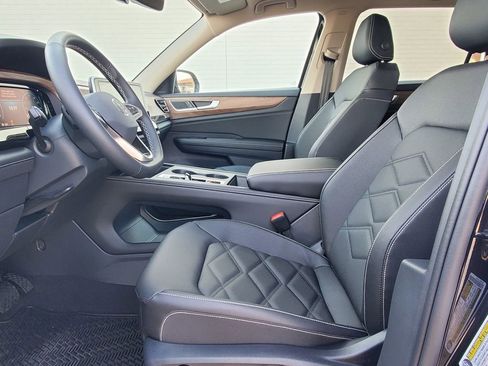 New 2026 Volkswagen Atlas SE FWD image 15