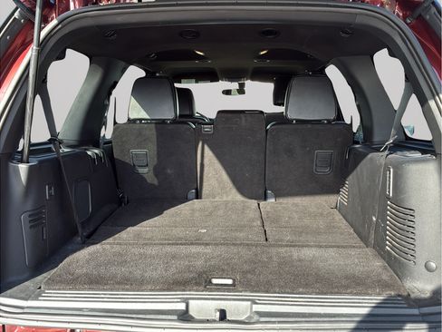 Used 2016 Ford Expedition Limited RWD image 10