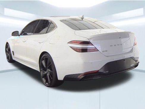 Used 2023 Genesis G70 2.0T w/ Sport Prestige Package RWD image 4