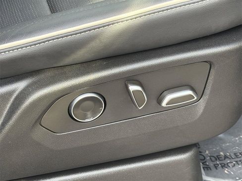 Certified 2023 Cadillac Escalade ESV Sport w/ LPO, ONYX Package image 36