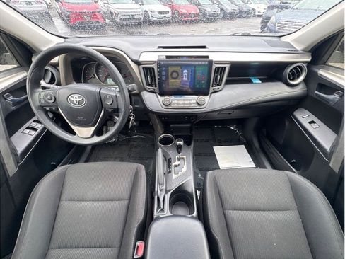 Used 2015 Toyota RAV4 XLE w/ Outdoor Package AWD/4WD image 4