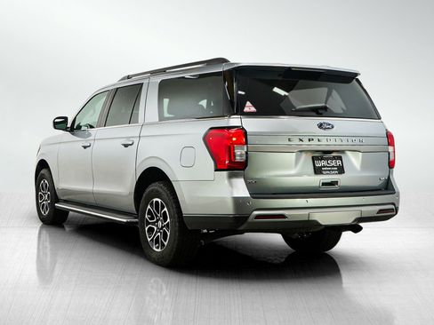 Used 2023 Ford Expedition Max XLT AWD/4WD image 3