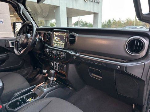 Certified 2022 Jeep Wrangler Unlimited Sport w/ Sun And Sound Package image 47