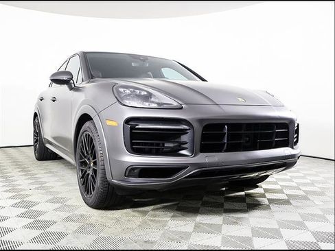 Used 2023 Porsche Cayenne GTS AWD/4WD image 1
