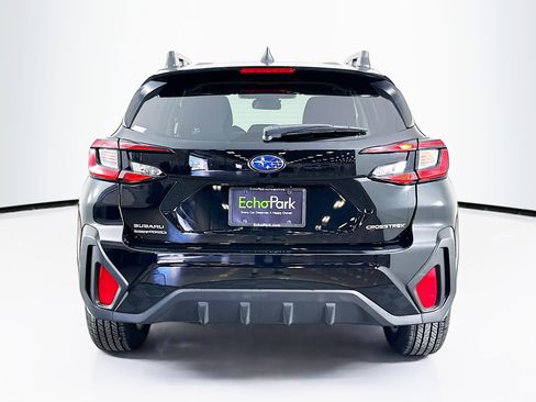 Used 2024 Subaru Crosstrek 2.0i Premium image 7