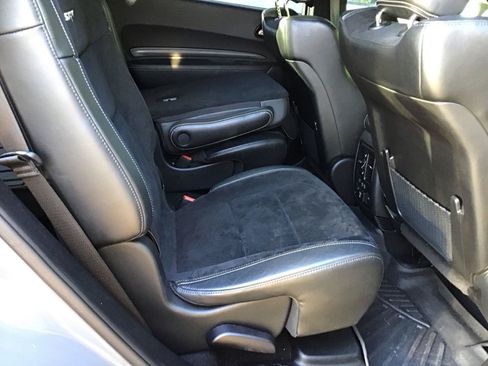 Used 2021 Dodge Durango SRT w/ Technology Group AWD/4WD image 4