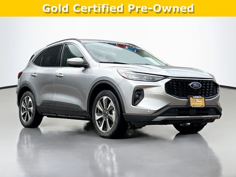 Certified 2024 Ford Escape Platinum AWD/4WD image 1