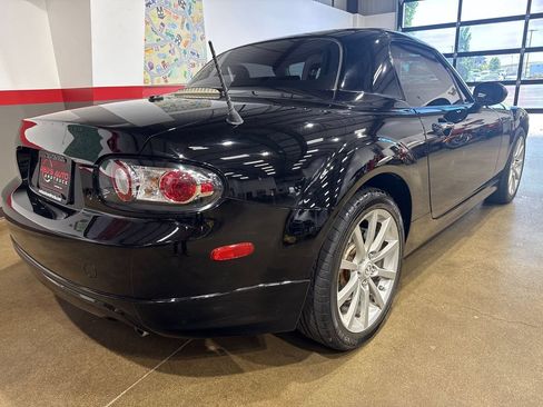 Used 2008 MAZDA MX-5 Miata Grand Touring w/ Premium Pkg RWD image 69