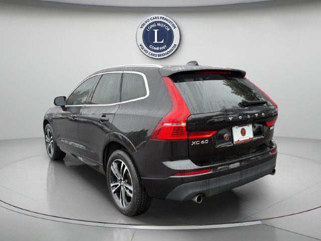 Used 2020 Volvo XC60 T5 Momentum w/ Protection Package AWD/4WD image 4