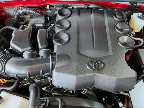 Used 2022 Toyota 4Runner SR5 Premium image 31