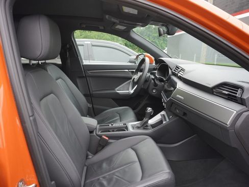 Used 2025 Audi Q3 2.0T Premium AWD/4WD image 9