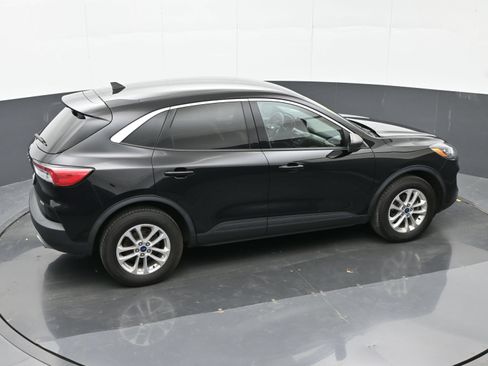 Used 2022 Ford Escape SE w/ Cold Weather Package AWD/4WD image 32