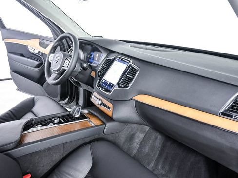 Certified 2023 Volvo XC90 B6 Plus w/ Protection Package Premier AWD/4WD image 25
