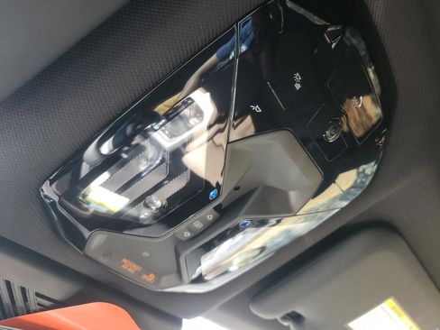 Used 2025 BMW X3 xDrive30i w/ Premium Package image 33